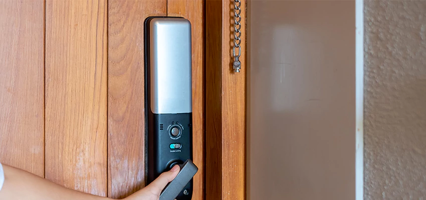 Home Security Electronic Locks Upgrades in Downers Grove, IL