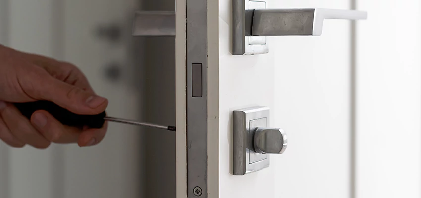 Key Programming Locksmith Open Now in Downers Grove, Illinois